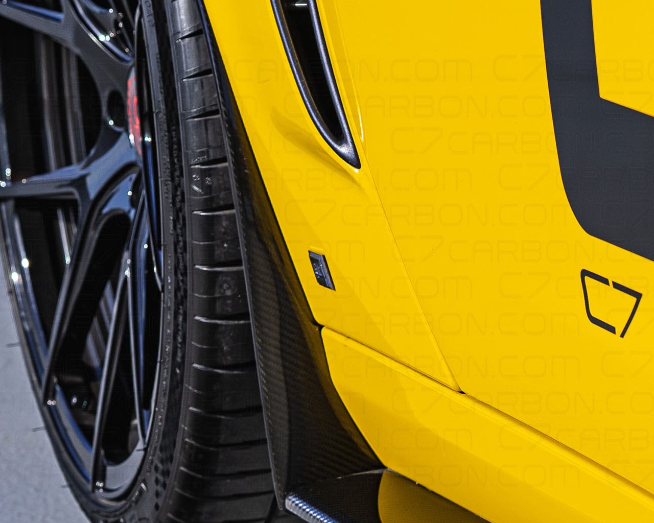 c6_corvette_zr1_extended_mudflaps